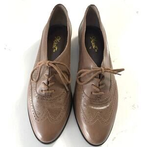 Vtg 9West leather oxford laceup shoe sz 8.5 neutral made Brazil preppy academia